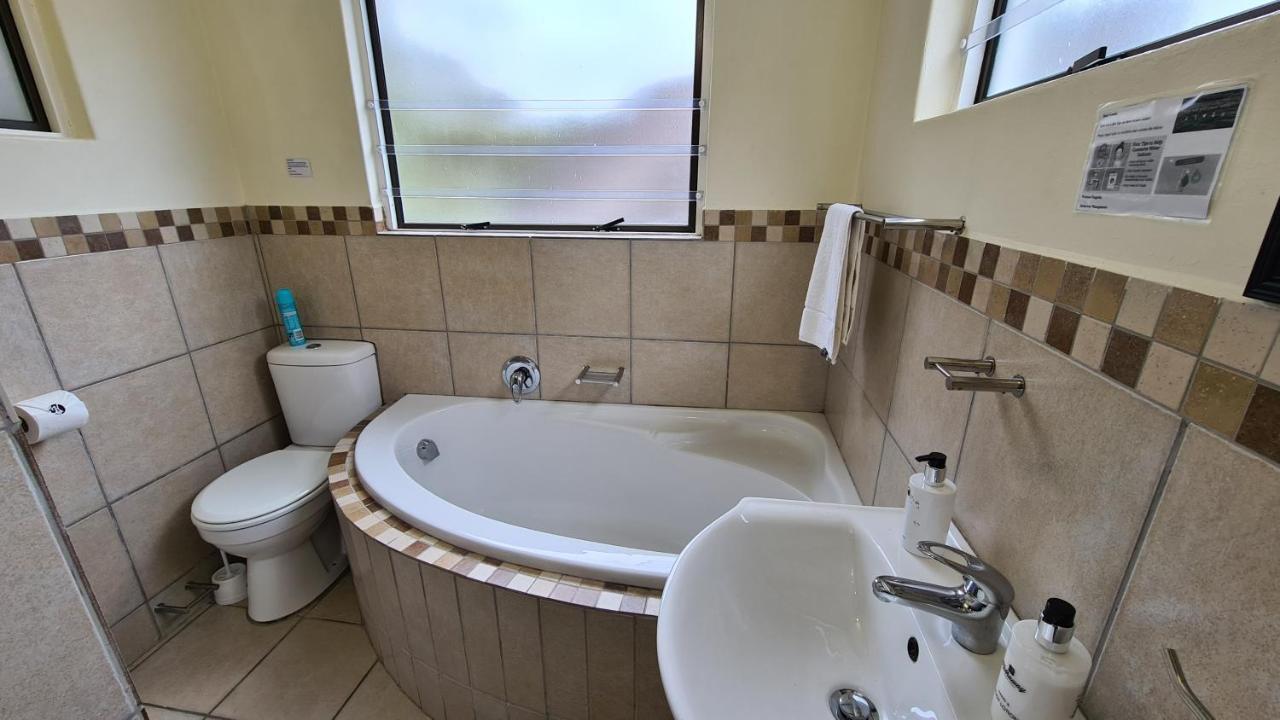 Hathaway Guest House Източен Лондон Екстериор снимка